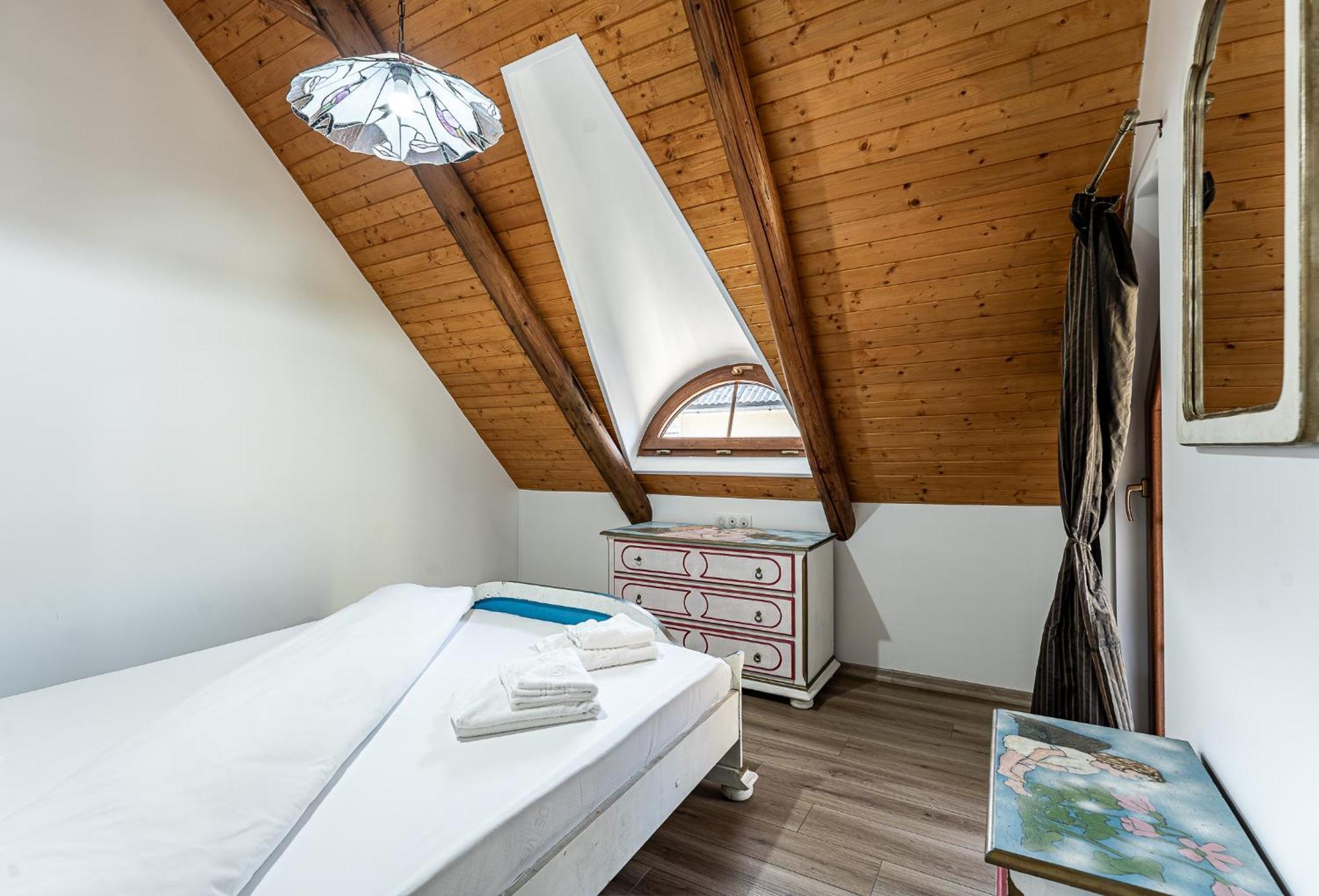 Casa Cu Magnolii Hotel Poienile Izei Ngoại thất bức ảnh